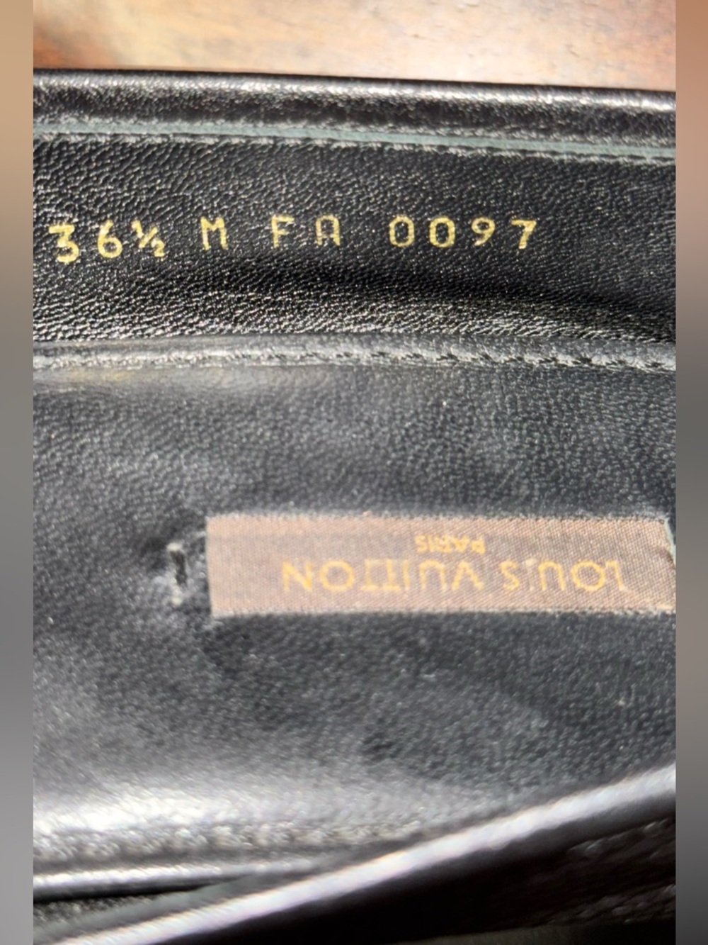 Louis Vuitton Black Leather LV Logo Ballet Flats - Picture 4 of 7